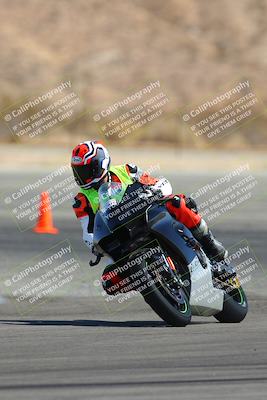 media/Sep-26-2022-Lets Ride (Mon) [[7c04669f78]]/B and C Groups/session 3 Skid Pad/